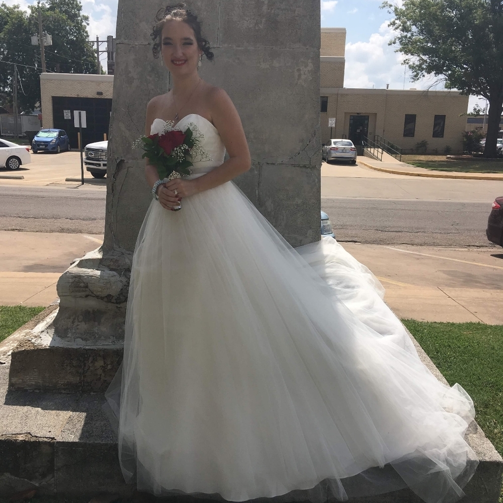 Wedding dress